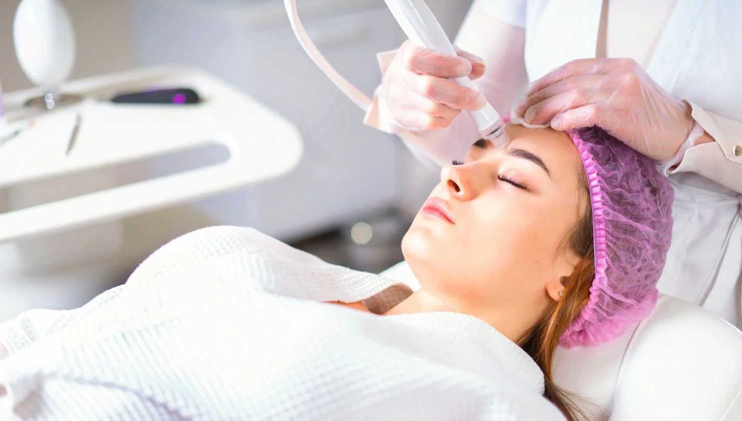 Best laser hair removal in Bangalore — Aurilueur Indiranagar FDA-approved diode laser permanent hair reduction