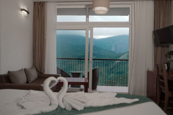 Crown Suite Room Munnar — Shola Crown luxury accommodation